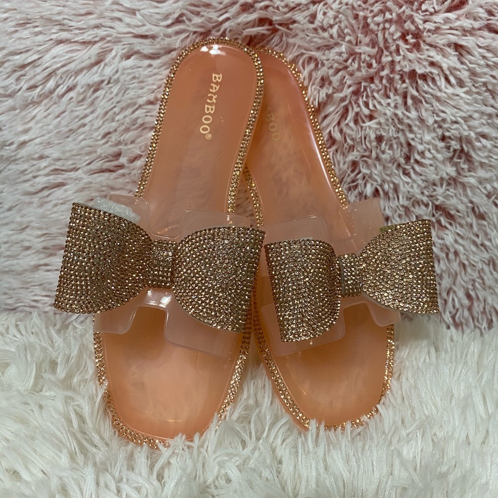 Jelly sandals-rose gold